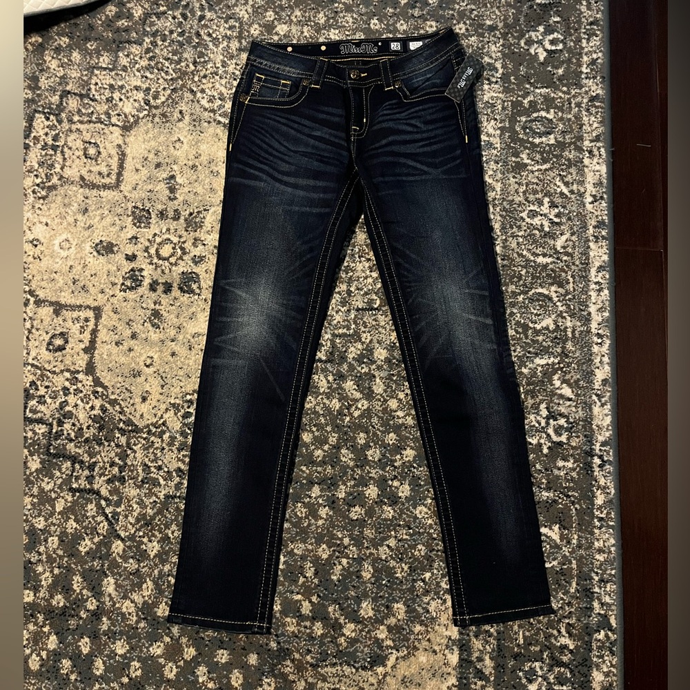NWT! Miss Me Skinny Jeans